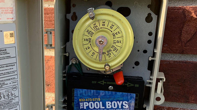 swimming pool clock timer